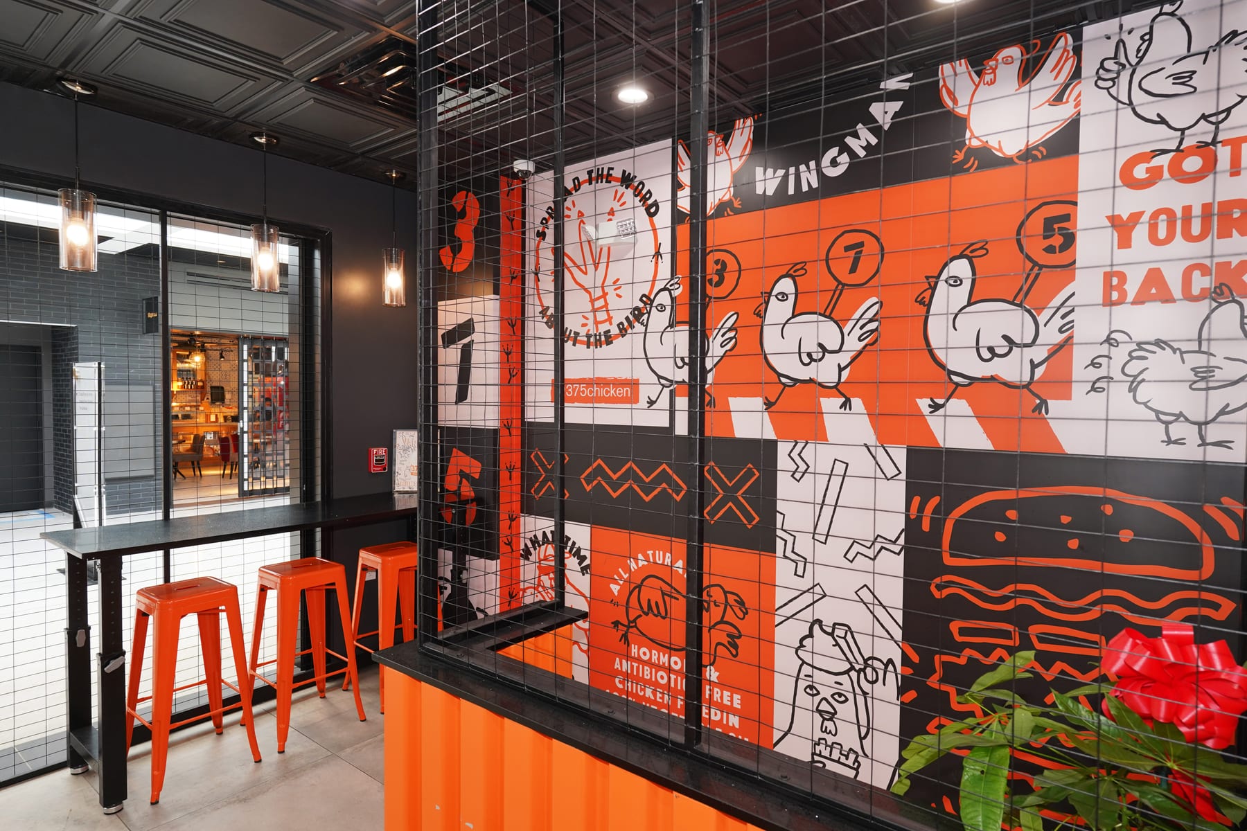 375º Chicken 'N Fries in Newark, New Jersey, interior view 3, designed by Zelta Design