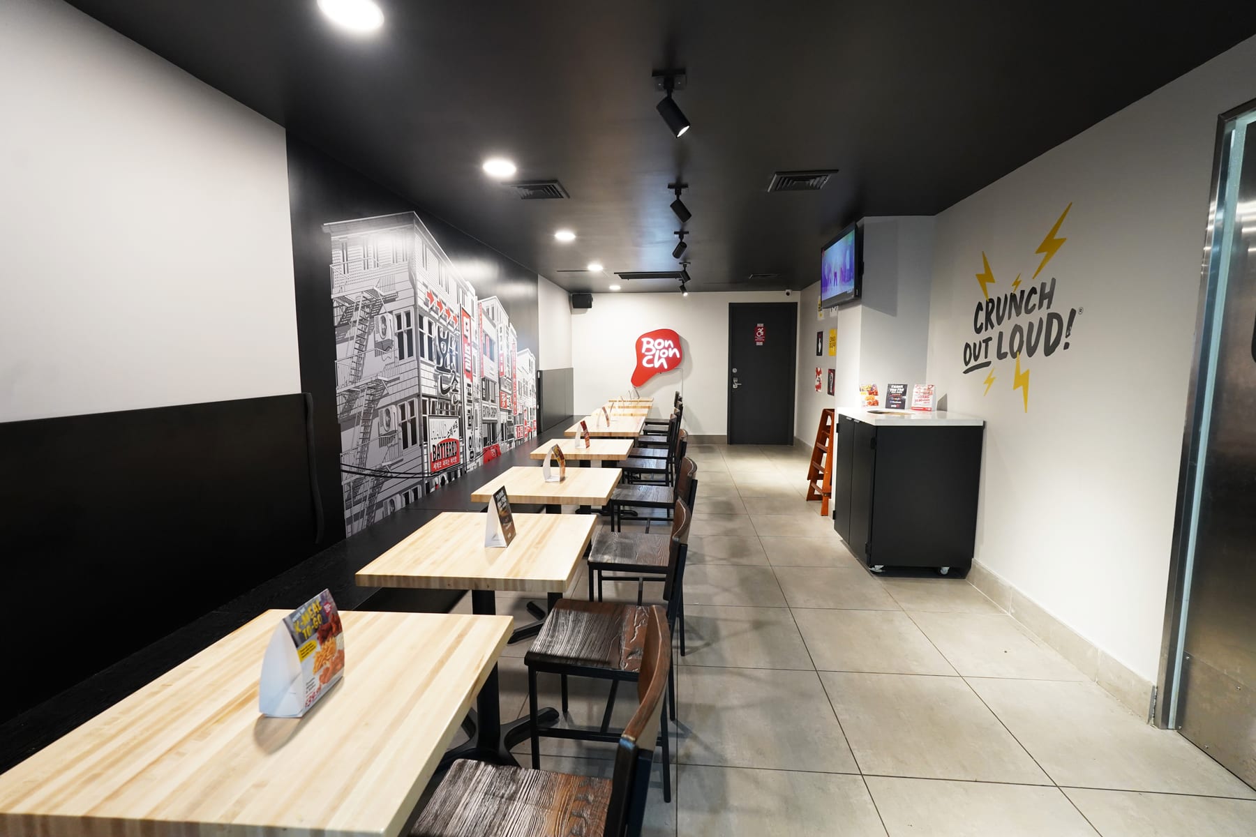Bonchon in Gramercy Park, New York, interior view 5, designed by Zelta Design