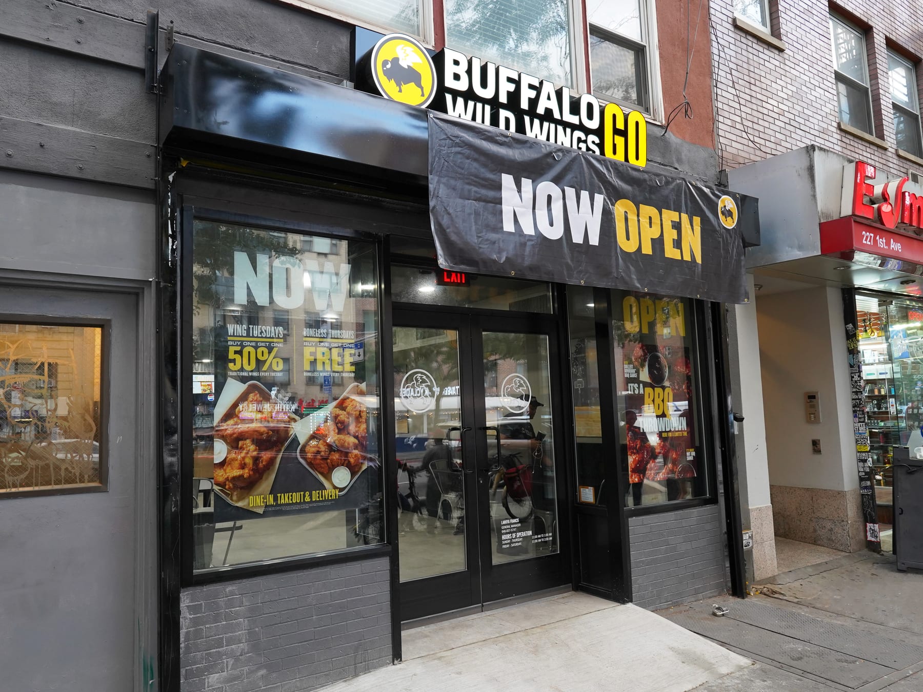 Buffalo Wild Wings GO in East Village, New York, interior view 5, designed by Zelta Design