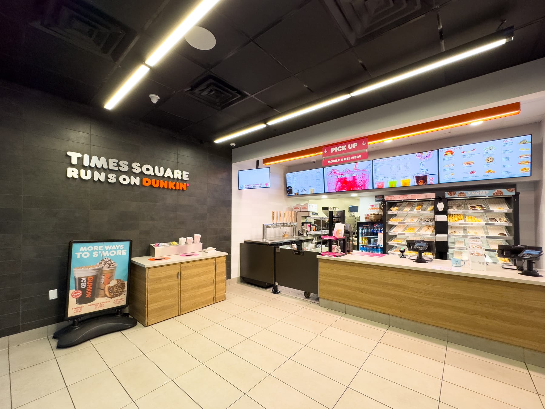 Dunkin' in Times Square, New York, interior view 3, designed by Zelta Design