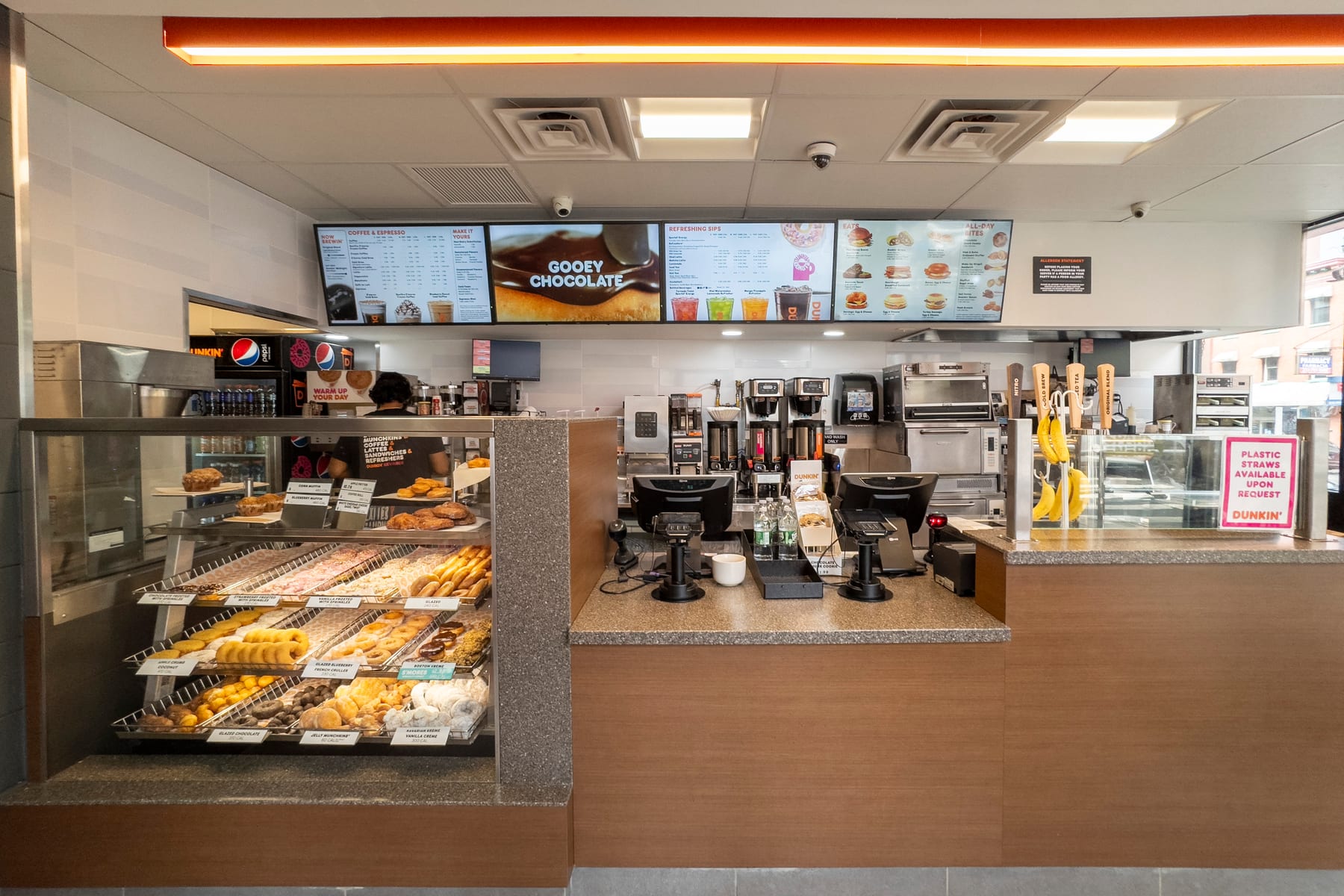 Dunkin' in New York, interior view 5, designed by Zelta Design