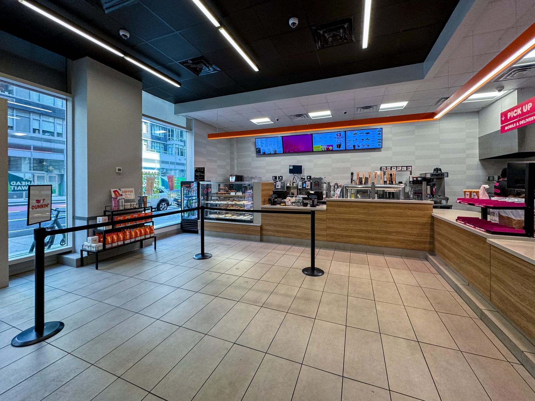 Dunkin' in Lower Manhattan, Manhattan, New York, interior view 6, designed by Zelta Design