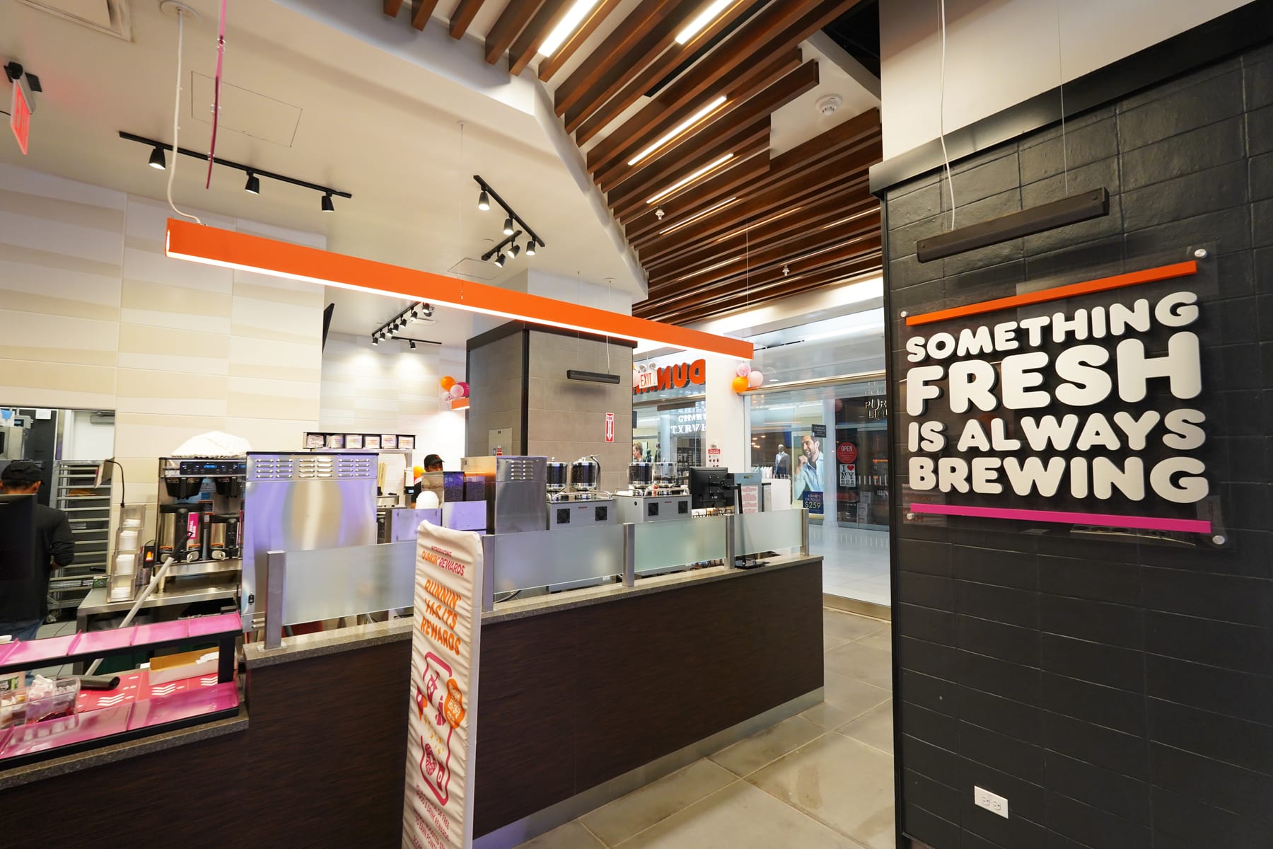 Dunkin' in World Trade Center, New York, interior view 3, designed by Zelta Design