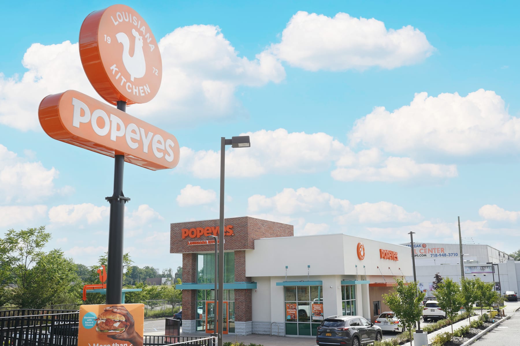 Popeyes in Staten Island, New York, interior view 3, designed by Zelta Design