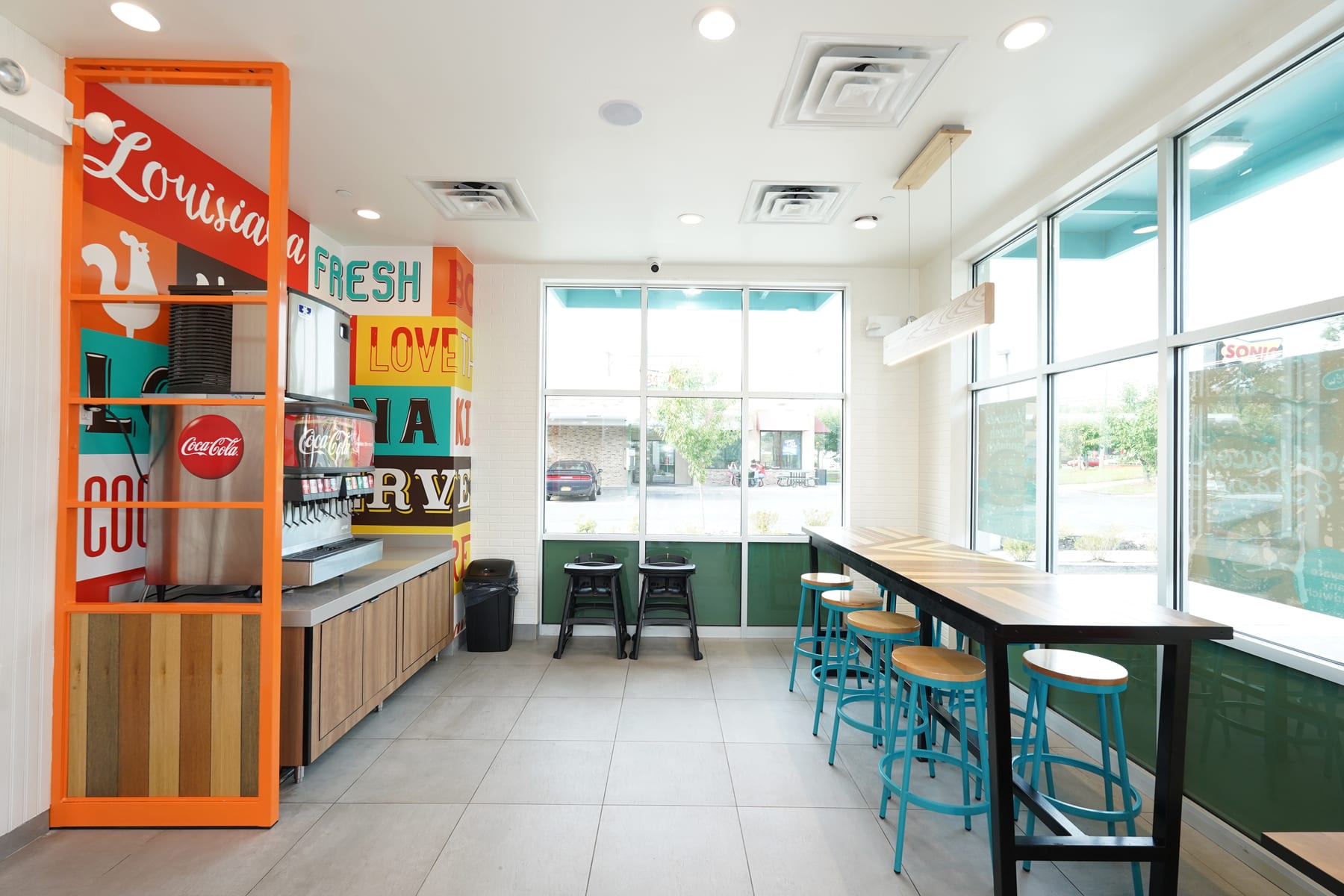Popeyes in Staten Island, New York, interior view 6, designed by Zelta Design