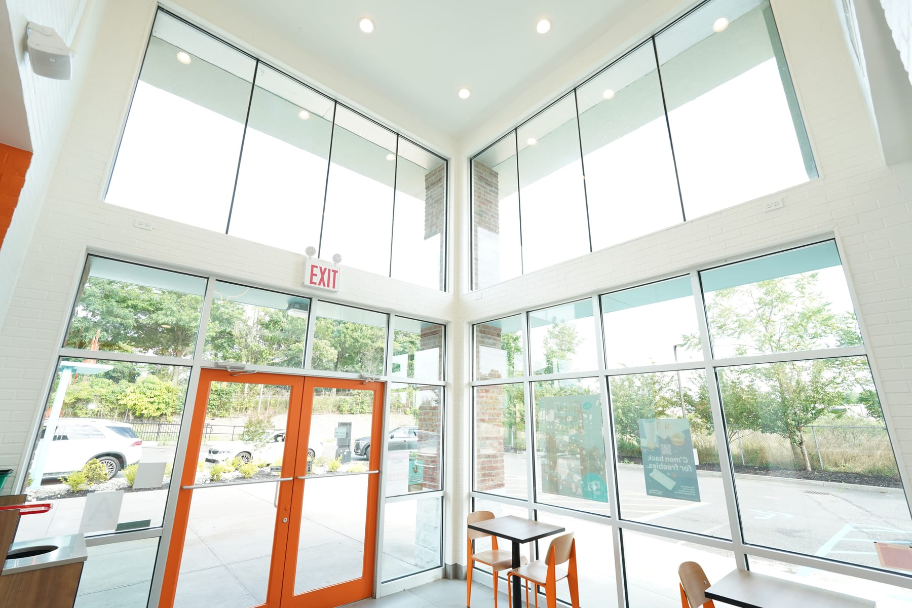 Popeyes in Staten Island, New York, interior view 7, designed by Zelta Design
