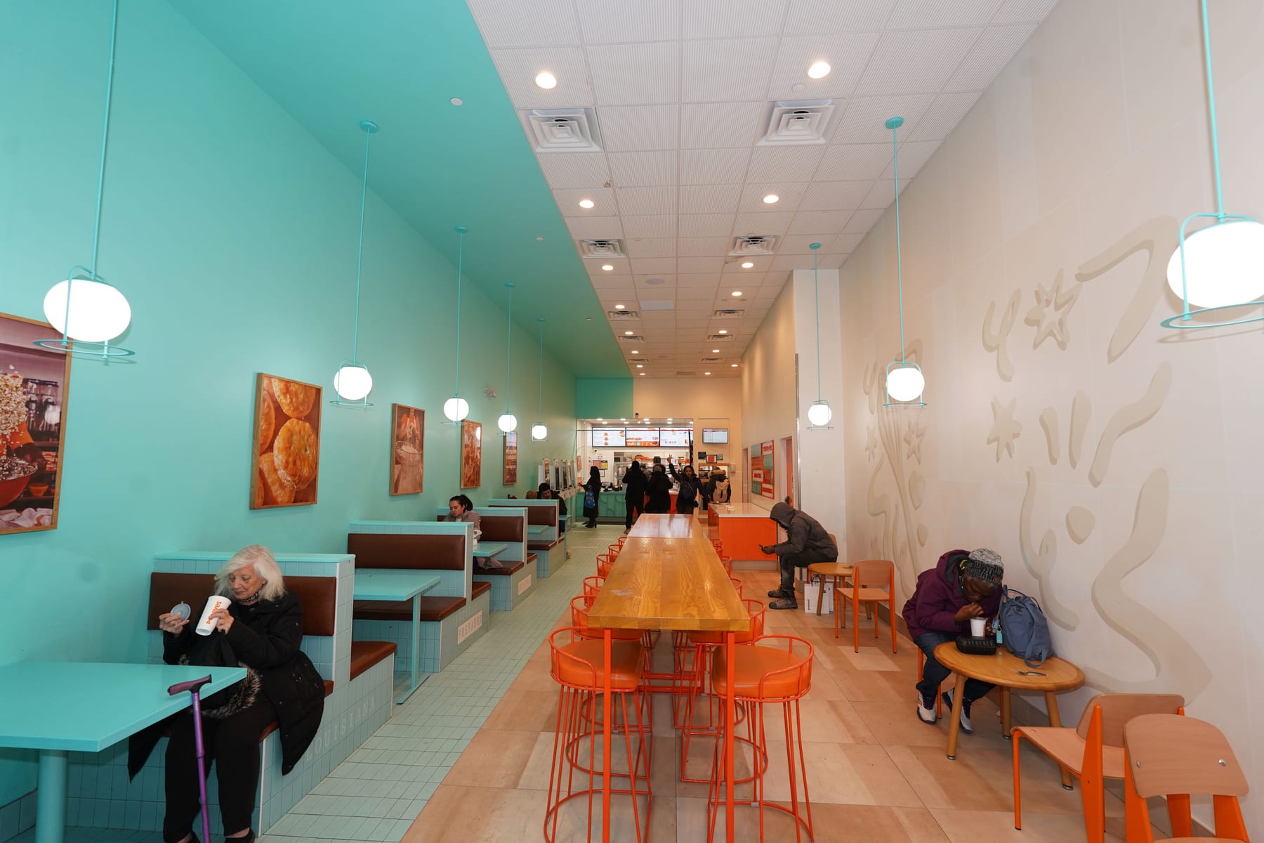 Popeyes in New York, interior view 2, designed by Zelta Design
