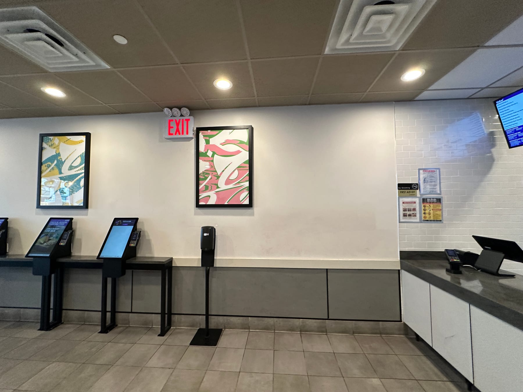 Taco Bell in Union Square, New York, interior view 3, designed by Zelta Design