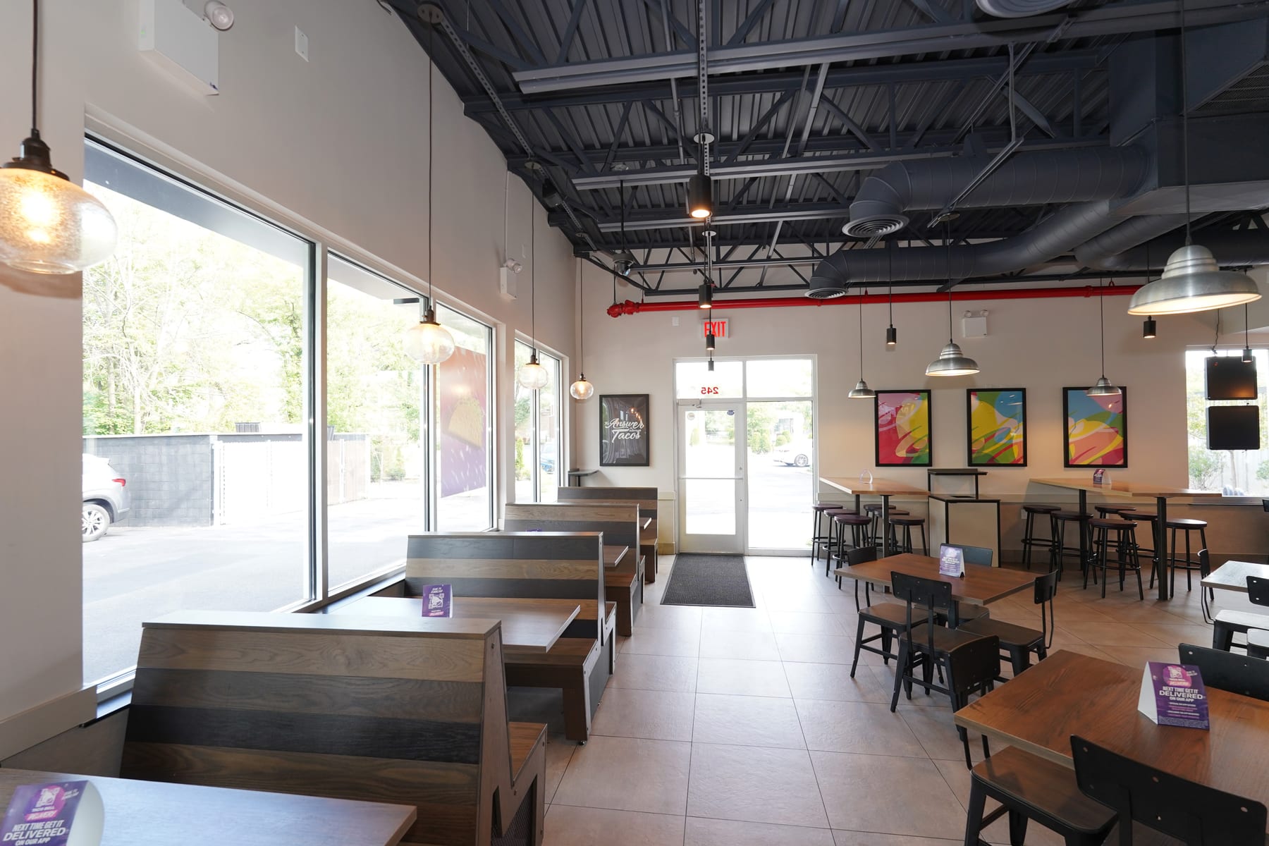 Taco Bell in Staten Island, New York, interior view 5, designed by Zelta Design