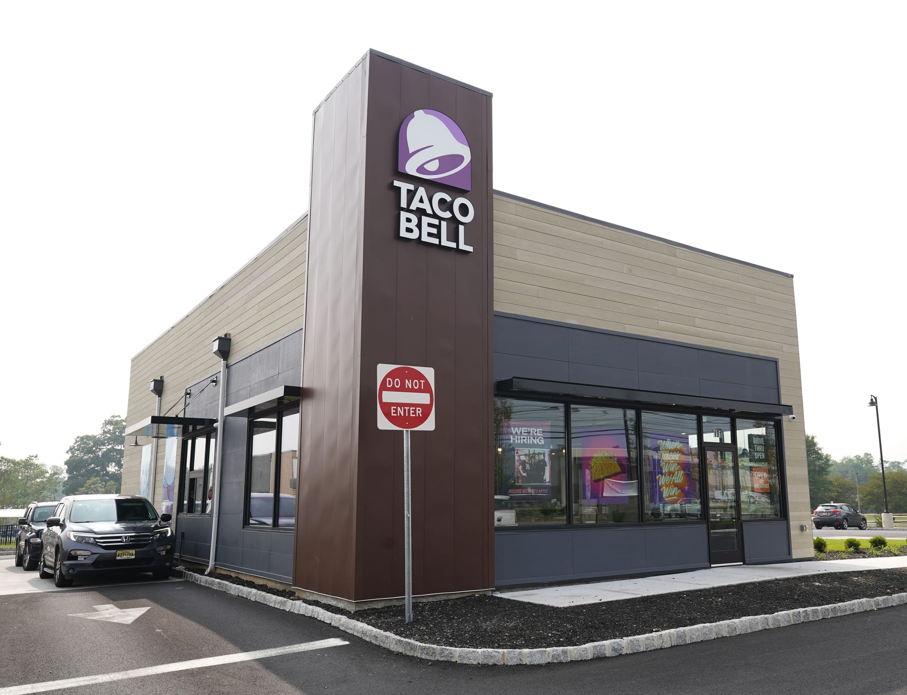 Taco Bell in Morristown, New Jersey, interior view 2, designed by Zelta Design